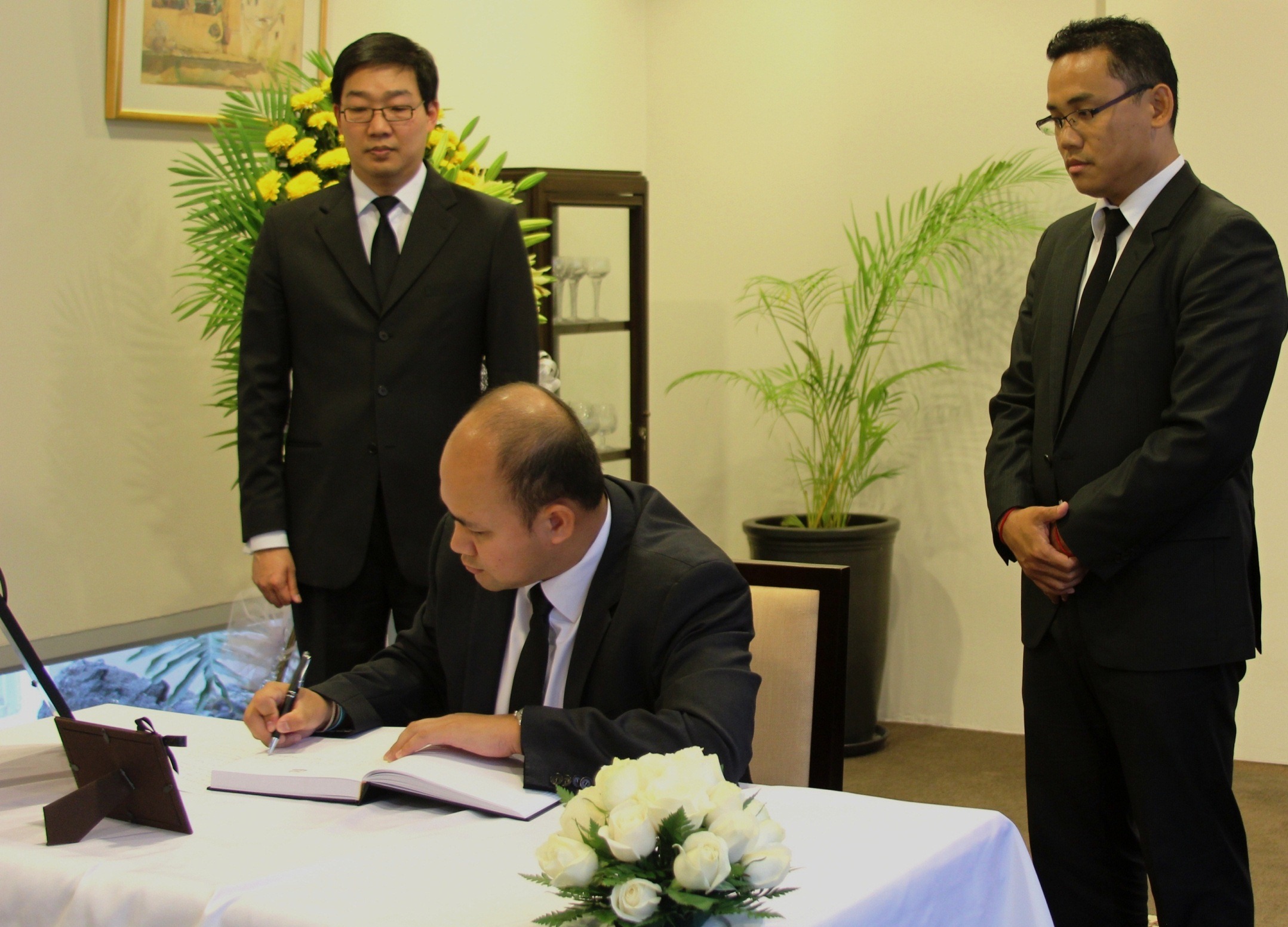Cambodian dignitaries 1